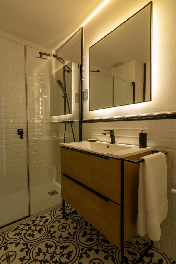 Bilbao Henao Park De Bilbao Suites, En Pleno Centro Con Garaje Directo Eksteriør bilde