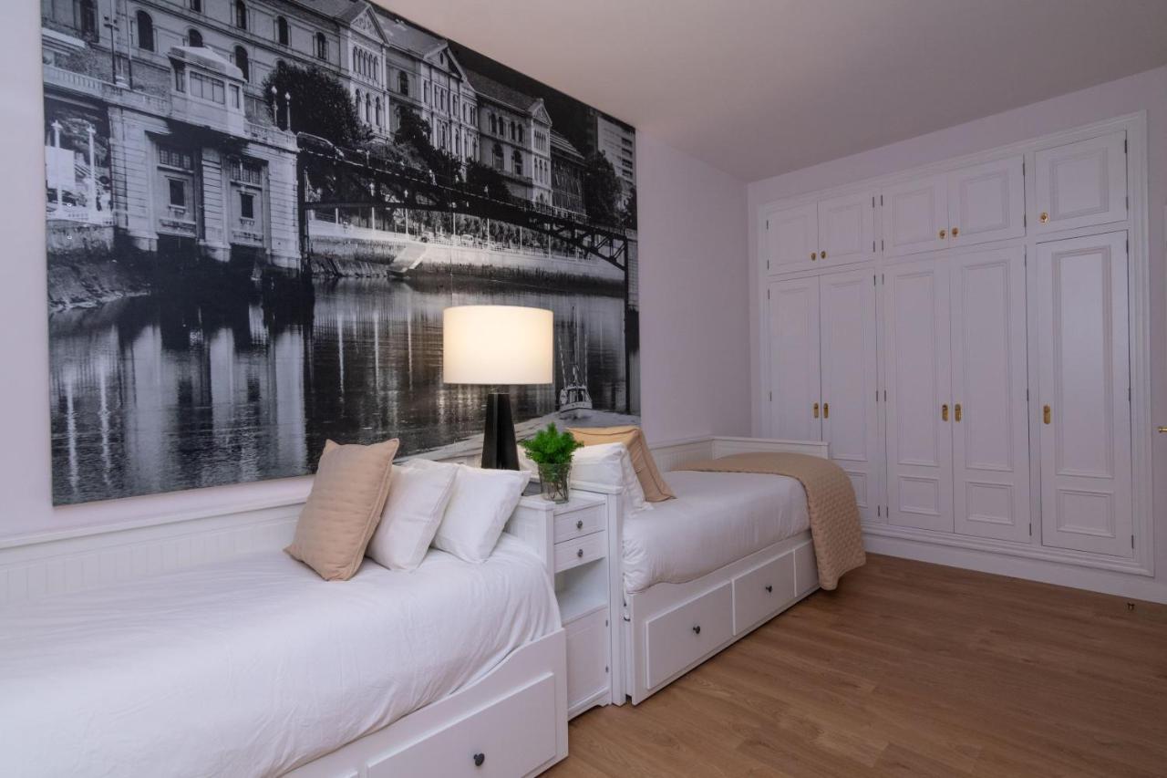 Bilbao Henao Park De Bilbao Suites, En Pleno Centro Con Garaje Directo Eksteriør bilde